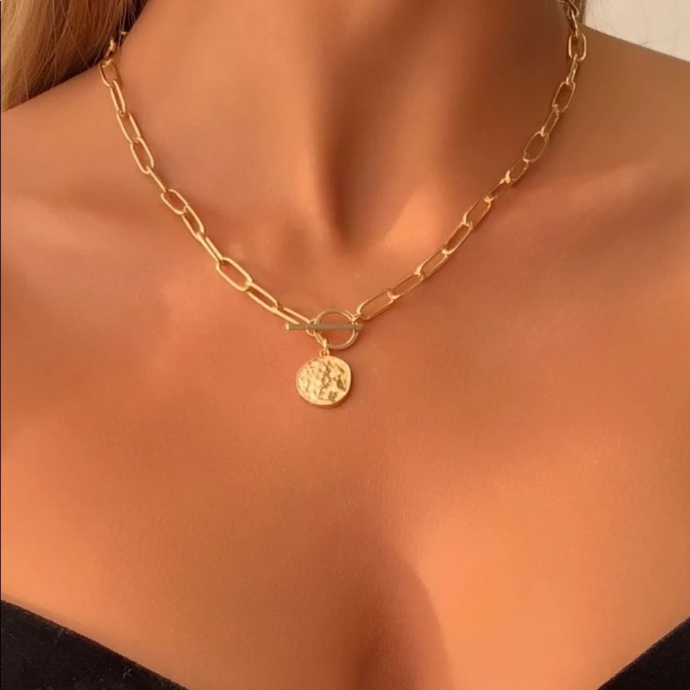 Round Charm Gold Tone Necklace